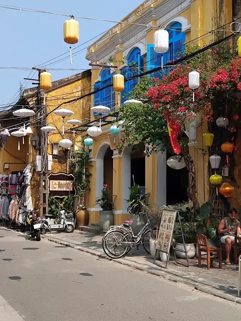 Phố cổ Hội An với những dãy đèn lồng